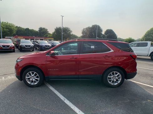 Used 2022 Chevrolet Equinox LT AWD/4WD image 7