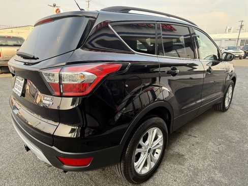 Used 2018 Ford Escape SEL w/ Canadian Touring Package AWD/4WD image 6