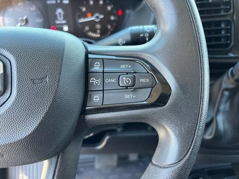 Used 2024 RAM ProMaster 2500 w/ Convenience Group FWD image 29