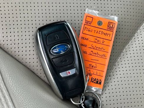 Used 2018 Subaru Outback 3.6R Limited AWD/4WD image 55