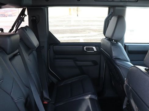New 2025 Ford Bronco Badlands image 16