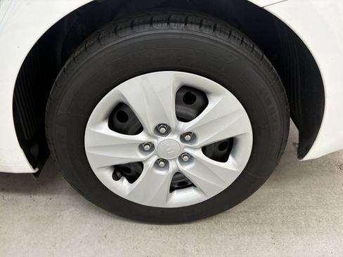 Used 2018 Kia Forte LX w/ LX Popular Package FWD image 7