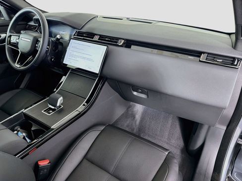 Certified 2026 Land Rover Range Rover Velar S AWD/4WD image 35