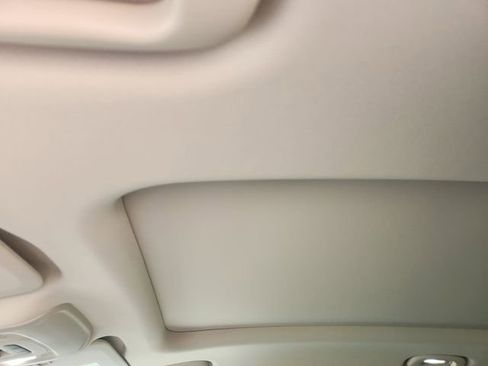 Used 2023 Buick Envision Essence w/ Technology Package I image 25