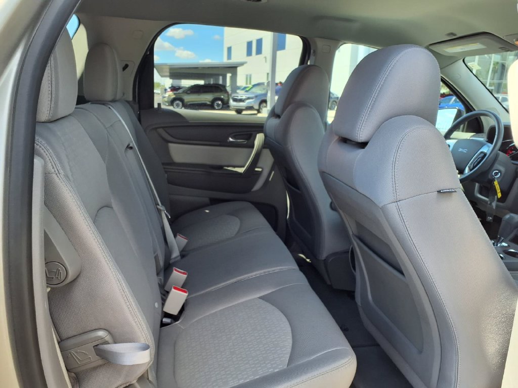 Used 2015 GMC Acadia SLE FWD image 21