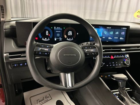 Used 2025 Hyundai Tucson SEL image 13