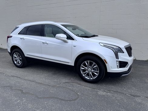 Used 2021 Cadillac XT5 Premium Luxury image 4