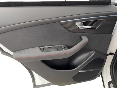 New 2026 Audi RS Q8 performance image 17