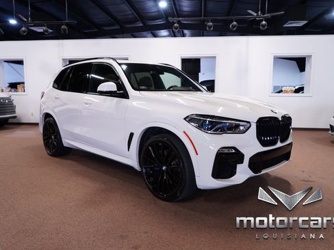 Used 2021 BMW X5 xDrive40i w/ M Sport Package image 9