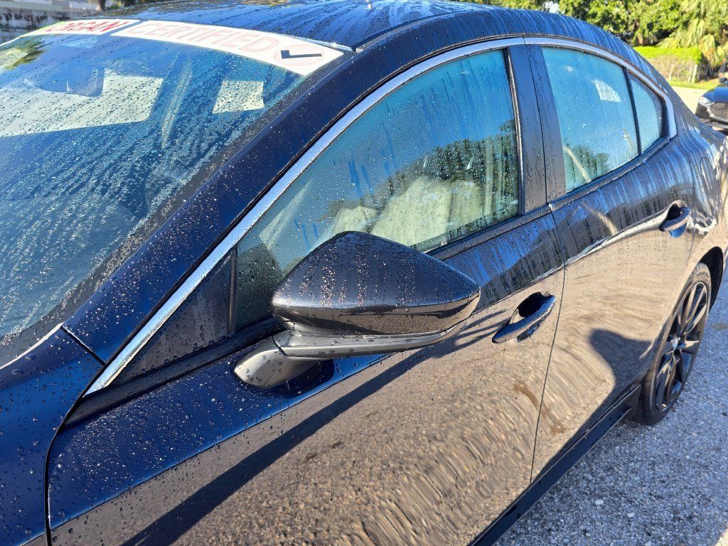 Used 2025 MAZDA MAZDA3 s FWD image 10