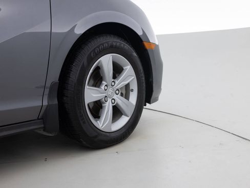 Used 2019 Honda Odyssey EX-L image 18