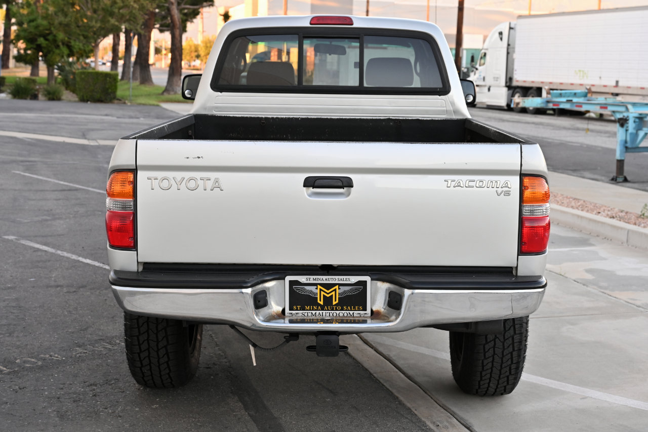 Used 2003 Toyota Tacoma PreRunner RWD image 5