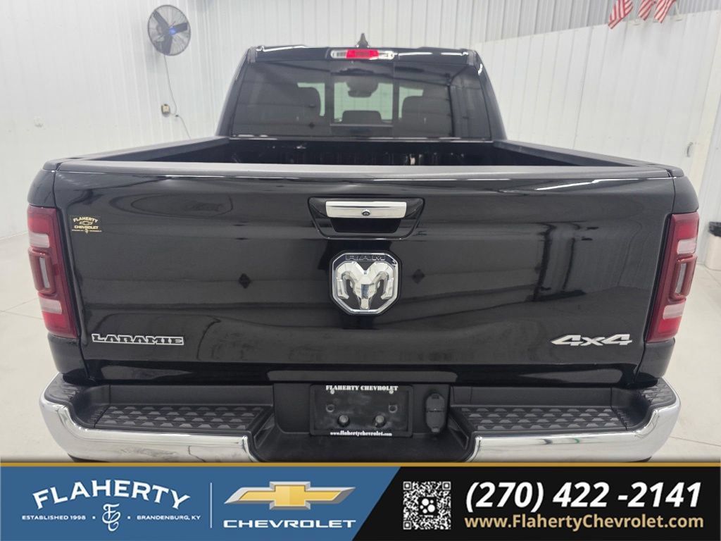 Used 2022 RAM 1500 Laramie AWD/4WD image 4