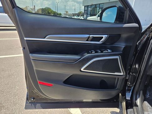 Used 2021 Kia Telluride S AWD/4WD image 25