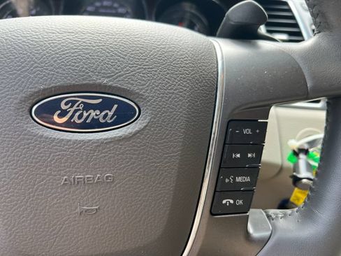 Used 2012 Ford Taurus SEL FWD image 27
