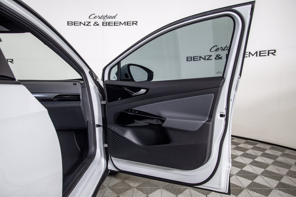 Used 2021 Volkswagen ID.4 Pro RWD image 20