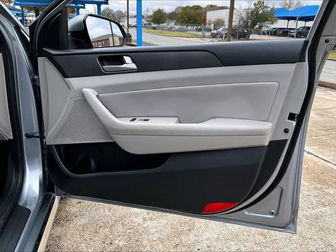 Used 2017 Hyundai Sonata Sport w/ Value Edition Package 02 image 22