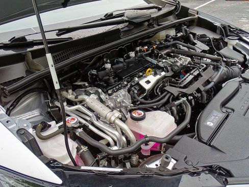 Used 2023 Toyota Prius Prime FWD image 21