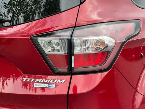 Certified 2017 Ford Escape Titanium AWD/4WD image 28