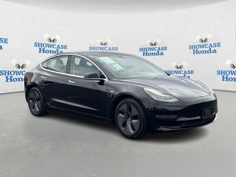 Used 2018 Tesla Model 3 Long Range image 10