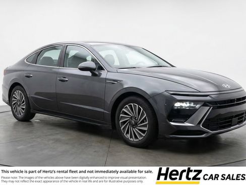 Used 2025 Hyundai Sonata SEL FWD image 1