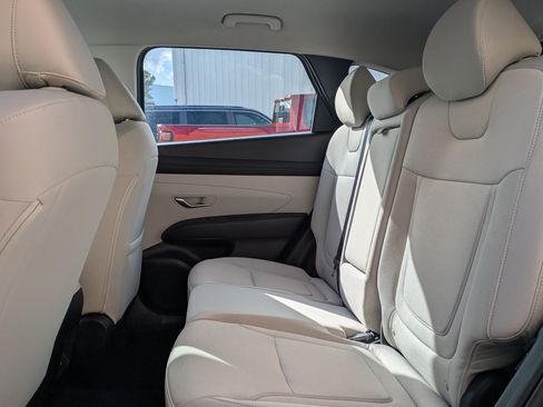 New 2026 Hyundai Tucson SE image 15