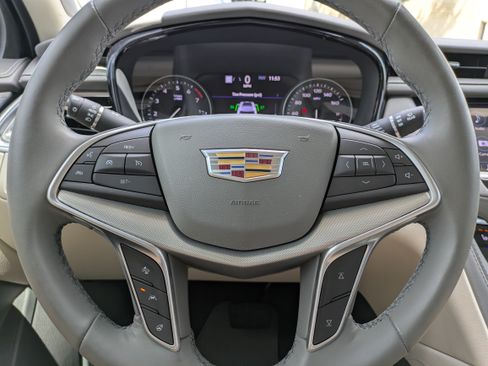 Used 2024 Cadillac XT5 Premium Luxury w/ Technology Package FWD image 26