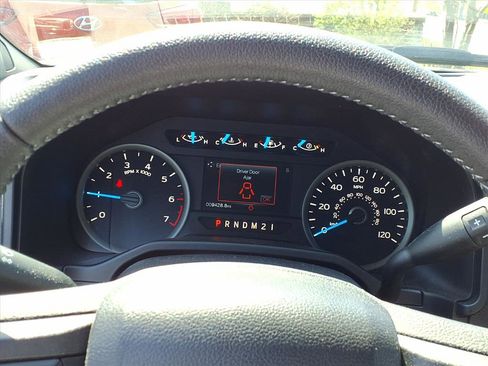 Used 2016 Ford F150 XLT w/ Equipment Group 302A Luxury image 4