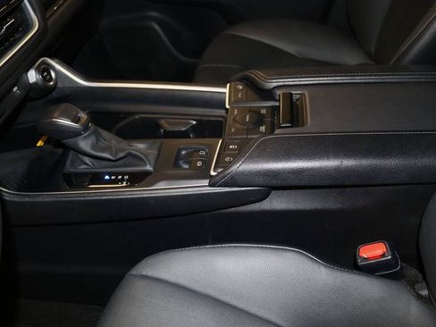 Used 2024 Toyota Grand Highlander AWD image 54