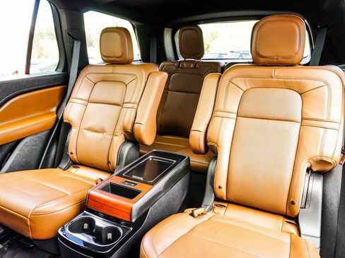 Used 2021 Lincoln Aviator Reserve w/ Equipment Group 208A image 41