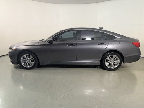 Used 2018 Honda Accord LX image 4