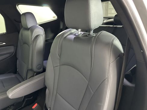 Used 2023 Buick Enclave Essence w/ Experience Buick Package image 26