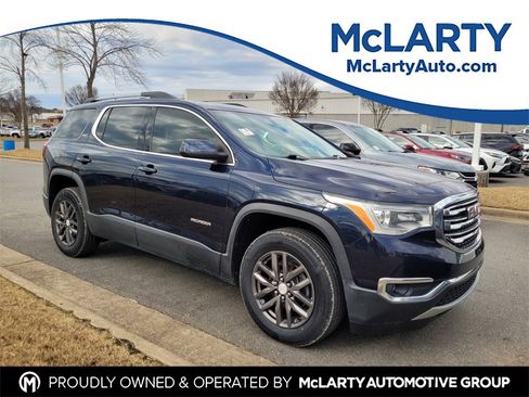 Used 2017 GMC Acadia SLT w/ LPO, Cargo Package image 1