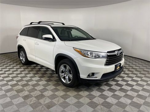 Used 2015 Toyota Highlander Limited image 15