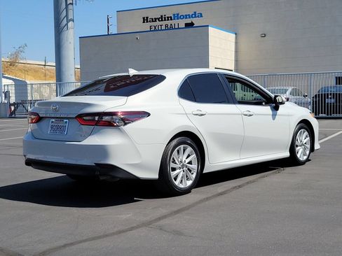 Used 2023 Toyota Camry LE FWD image 5