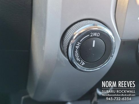 Used 2018 Toyota Tundra SR5 image 15