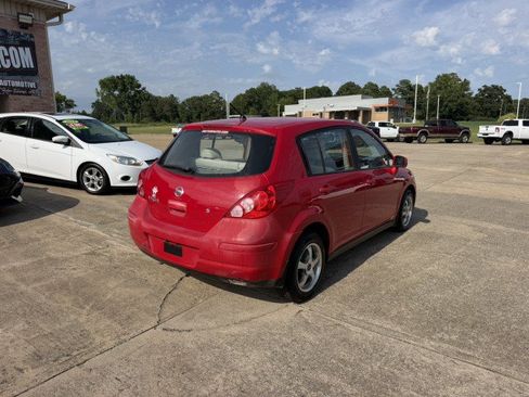 Used 2007 Nissan Versa 1.8 S FWD image 8