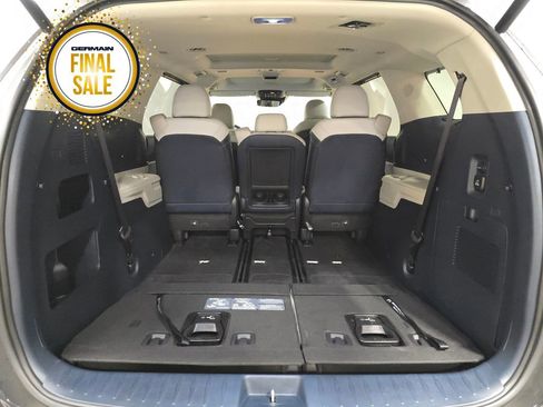 Certified 2025 Kia Carnival SX image 18