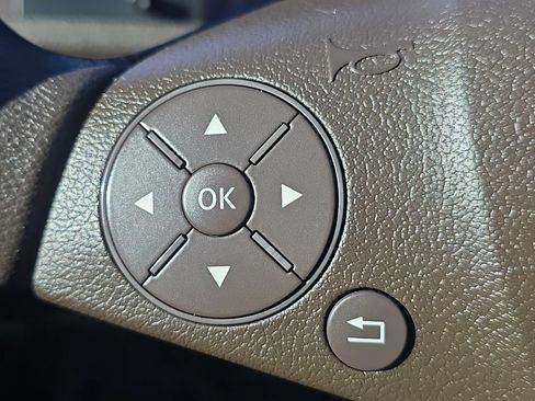 Used 2010 Mercedes-Benz C 300 4MATIC Sedan image 20