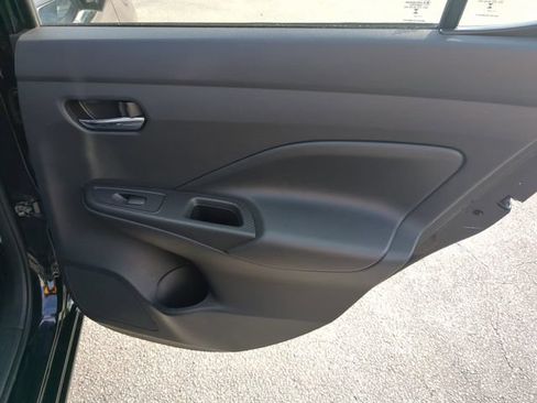 Used 2023 Nissan Versa SV FWD image 28