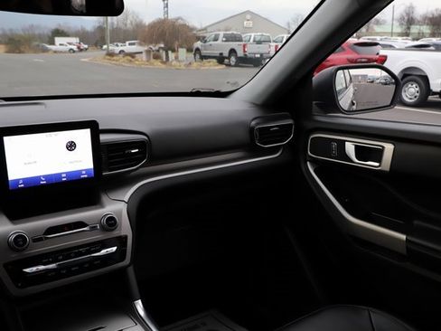 Used 2023 Ford Explorer XLT w/ Equipment Group 202A image 27