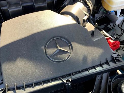 Used 2024 Mercedes-Benz Sprinter 2500 image 27