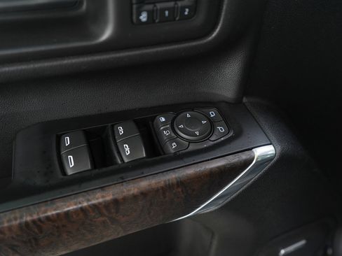 Used 2020 GMC Sierra 3500 Denali w/ Denali Ultimate Package image 21