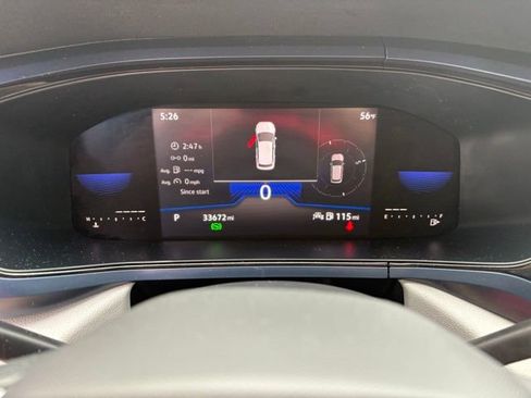 Used 2022 Volkswagen Taos SE FWD image 14