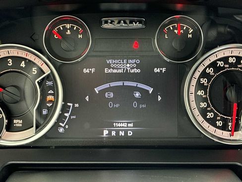 Used 2018 RAM 2500 Laramie w/ Convenience Group AWD/4WD image 10