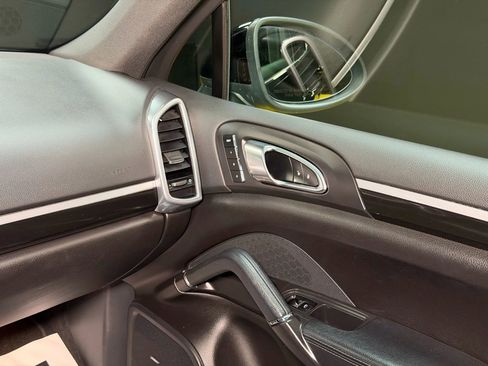 Used 2013 Porsche Cayenne Diesel image 28