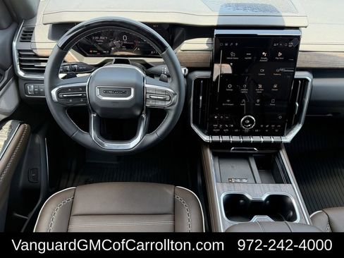 New 2026 GMC Acadia Denali Ultimate w/ LPO, Floor Liner Package AWD/4WD image 11