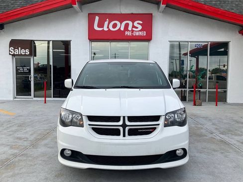 Used 2019 Dodge Grand Caravan GT FWD image 1