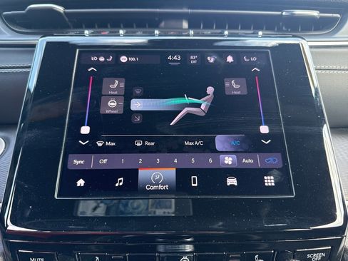 Used 2024 Jeep Grand Cherokee Altitude image 20