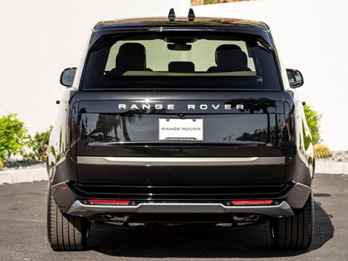 New 2026 Land Rover Range Rover SE AWD/4WD image 8